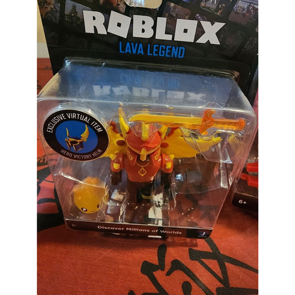 3 Roblox Figurines Collectors Items - Picture 9 of 10